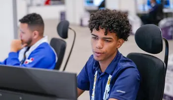 Jóvenes formado por INFOTEP se destacan en WorldSkills Lyon 2024