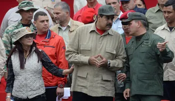 Fuerza Armada de Venezuela expresa su respaldo "incondicional" a Maduro