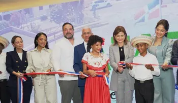 Raquel Peña inaugura feria Dajabón Vívelo
