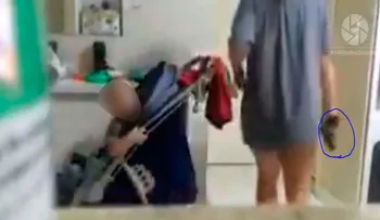 Una mujer enfrenta a tiros limpios infidelidad de su esposo