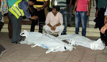 Asesinan a machetazos a dos activistas gays en Bangladesh