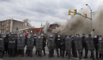 EE.UU.: Renuncia un jefe policial a raíz de la muerte de una afroamericana a manos de los agentes