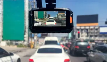 Con cámaras de tablero, los conductores de Uber y Lyft pueden aumentar sus ingresos