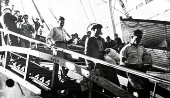 La travesía del Winnipeg: cómo Pablo Neruda salvó a dos mil refugiados españoles de la posguerra
