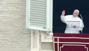 "No tengan miedo de acercarse a Dios", le dice el papa a los fieles 