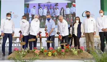 Presidente Abinader exhorta a empresarios a continuar invirtiendo para el desarrollo de la República Dominicana