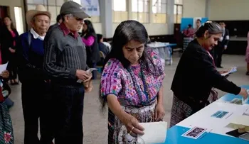 Alta votación en las elecciones de Guatemala