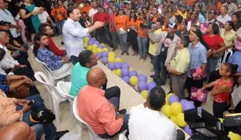 Aspirante a alcalde Abel Martínez recibe apoyo en Bella Vista