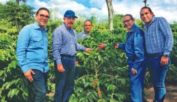 Danilo Medina: El Gobierno trabaja para mejorar plantaciones de café
