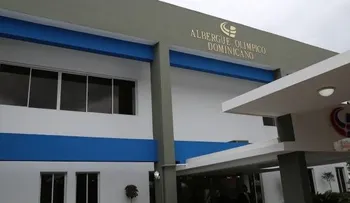 Presidente Medina entrega Albergue Olímpico Dominicano y el Polideportivo Rafael Barias