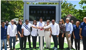Gobierno construye plaza de vendedores en Playa Teco, Puerto Plata