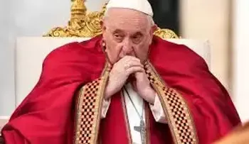 El papa Francisco dice que la Iglesia "no es un club para la tercera edad, ni un club juvenil"