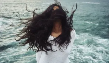 Formas naturales de engrosar tu cabello si lo tienes muy delgado