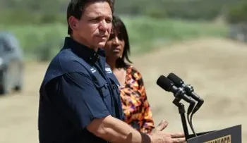 Florida declara emergencia en 25 condados por la tormenta tropical Isaías