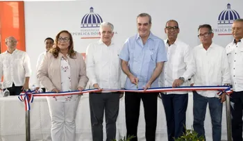 Presidente Abinader encabeza acto inaugural  de distintas obras de infraestructura en Santiago