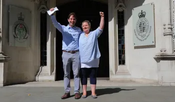 Una pareja heterosexual de Reino Unido gana un caso por discriminación en las uniones civiles