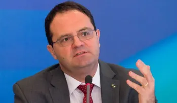 Ministro de Hacienda brasileño reitera que no hay base legal para enjuiciar a Rousseff