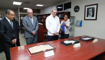 Presidente Abinader encabeza inauguración novena Feria del Libro de la Historia Dominicana