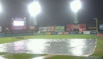 Colocan lonas en el Quisqueya debido a lluvias 