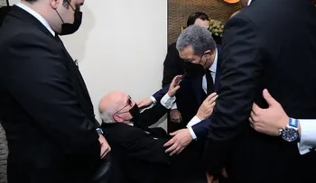 Leonel expresó sus condolencias a familia Castillo Semán, por muerte de doña Sogela