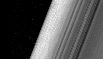 La NASA revela asombrosas imágenes de los anillos de Saturno