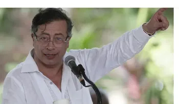 Comisión colombiana ordena suspensión provisional de Petro