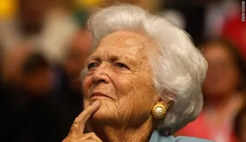Barbara Bush, esposa de George H.W. Bush, es hospitalizada