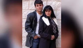 Hijo secreto y negado por Julio Iglesias también es artista