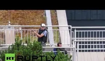 Un tiroteo en centro comercial de Múnich, Alemania, deja al menos tres muertos (VIDEO No 1)