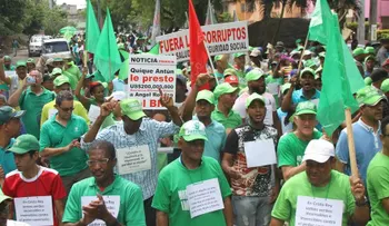 Cristo Rey se "viste de verde"; dicen hacen falta personas en lista Odebrecth; piden investigar campañas de DM