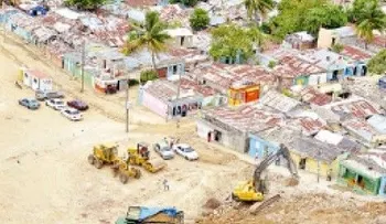 Familias dicen que están en riesgo por trabajos en el Metro 