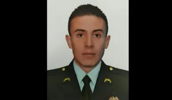 Muere policía que resultó herido en explosión en Bogotá