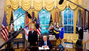 Gobierno de Trump propone nueva tarifa de 103.265 dólares para visas H-1B