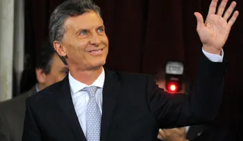 Oppenheimer Presenta a Mauricio Macri