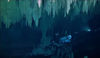 Descubren en México la cueva inundada más grande del mundo