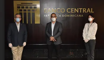 Voluntariado Bancentraliano dona fondos para equipos de ventilación y cilindros de oxígeno para Hospital Regional San Vicente de Paul, de SFM 