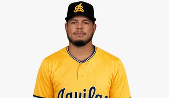 Águilas fortalecen su bullpen con el panameño Sadrac Franco
