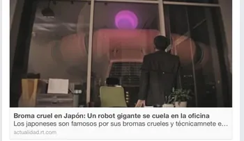 Broma cruel: Un robot gigante en la oficina (Video)
