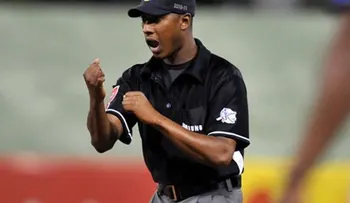 Ramón Ferrer, primero de RD arbitrará en MLB