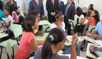 OISOE entrega más aulas Facultad Humanidades UASD; van 40 en total