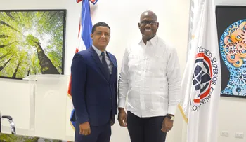Rector Milton Reyes recibe visita de alcalde Santo Domingo Este Alfredo Martínez.