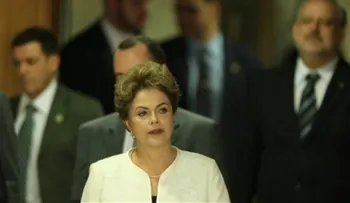 Presidenta de Brasil muestra ligera recuperación en sondeo