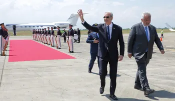 Presidente Abinader llega a Cali para participar en la investidura de Abelardo de la Espriella