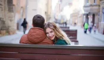Un tercio de las mujeres ha tenido una "cita romántica" sólo por la comida gratis