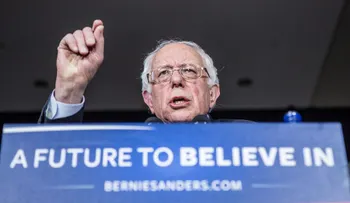 El multimillonario que inspiró la película 'Gordon Gekko' quiere que Bernie Sanders sea presidente