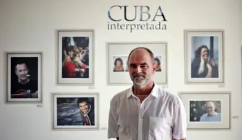 Héctor Garrido retrata en Cuba Iluminada los rostros de la cultura cubana