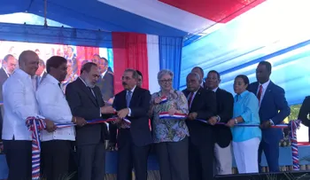 Presidente Medina inaugura un Centro de Diagnóstico en Barahona  