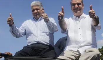 Abinader promete subir sueldo a RD$23 mil a militares y polícías