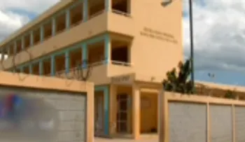 Cancelan directora de escuela por pelea entre alumnos