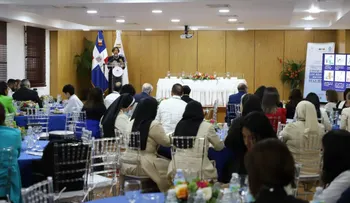 CONAPE expone en conferencia logros, desafíos y experiencias obtenidos durante el período de pandemia